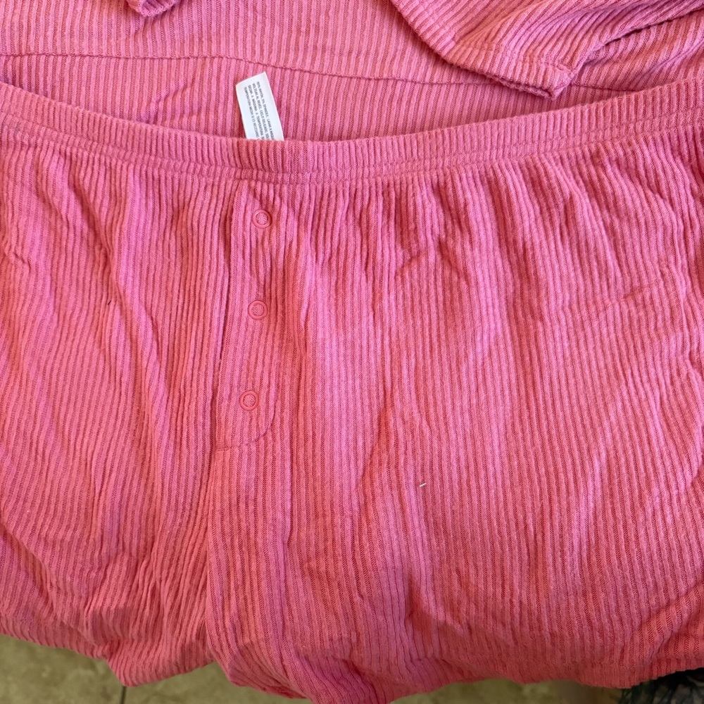 NWT Auden Ribbed Pink Pajama Set - Picture 3 of 4